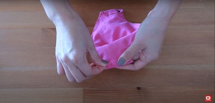 easy diy face mask tutorial, Fold and pin the sides