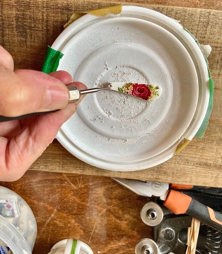 how to make delightful old english roses earrings from broken china, Drill hole