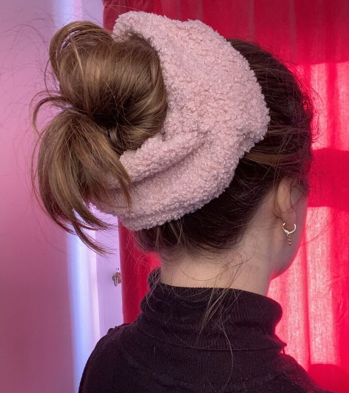 how to make oversized boucle scrunchies