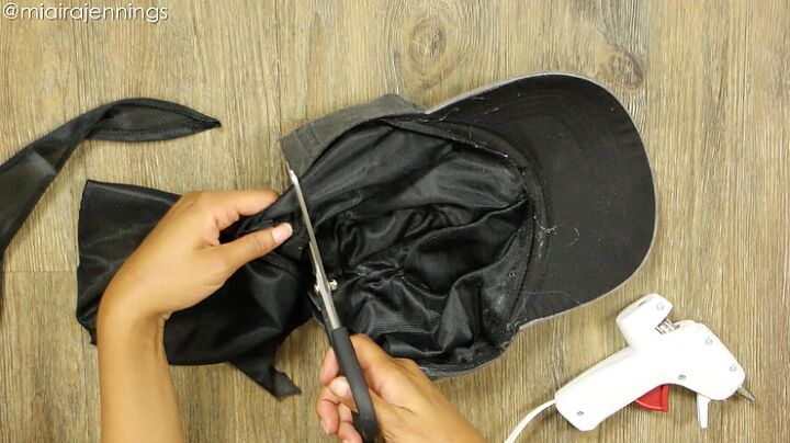 diy backless satin lined hat for natural hair