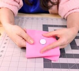 Sewing 101: Sew a Buttonhole in a Few Easy Steps
