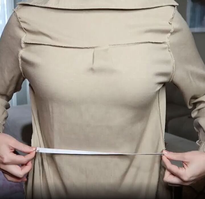 how to look stylish ten simple tips and tricks, Elastic across the back of the dress