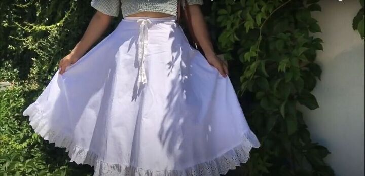 how to sew a pretty cottagecore skirt step by step, How to make a cottagecore skirt