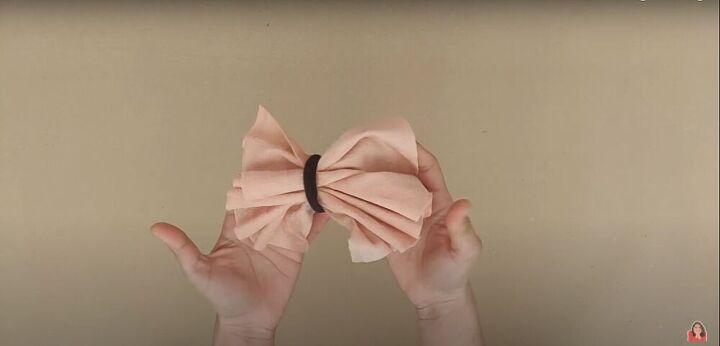 three quick and easy diy hair accessories, Pull the fabric through the hairband