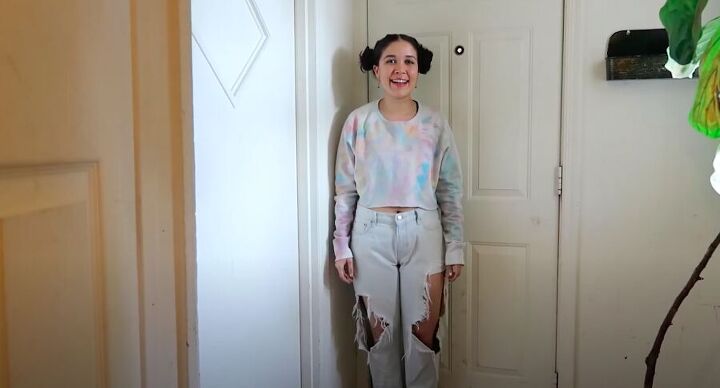 make a marbleized sweater with this upcycle sweater tutorial, Stunning upcycle marbleized sweater
