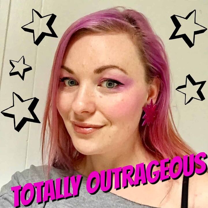 jem and the holograms earrings