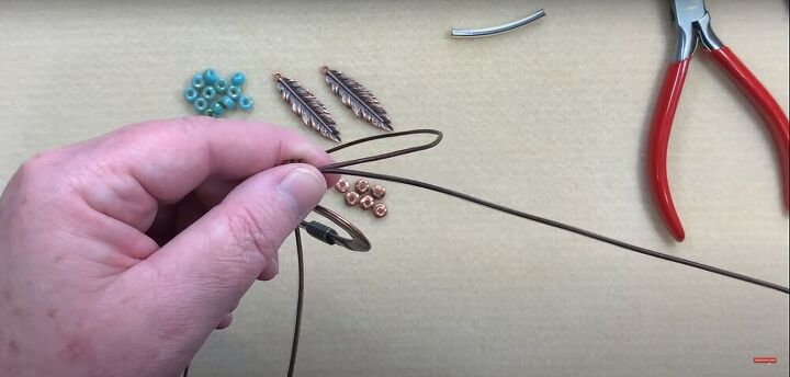 step by step beaded leather necklace tutorial, Tighten the cord