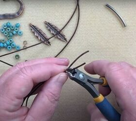 step by step beaded leather necklace tutorial, Leather and bead necklace tutorial