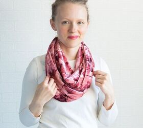 how to make a chic velvet infinity scarf
