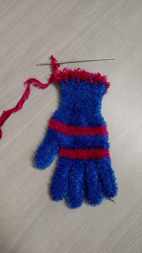 crochet custom glove cuffs