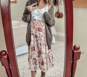 1 pink floral skirt 3 ways, I loved this one the most I thought the deep green of the cardigan paired so well with the pretty florals of the skirt