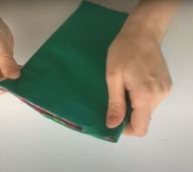 easy travel makeup bag sewing tutorial, Flip the lining to the outside