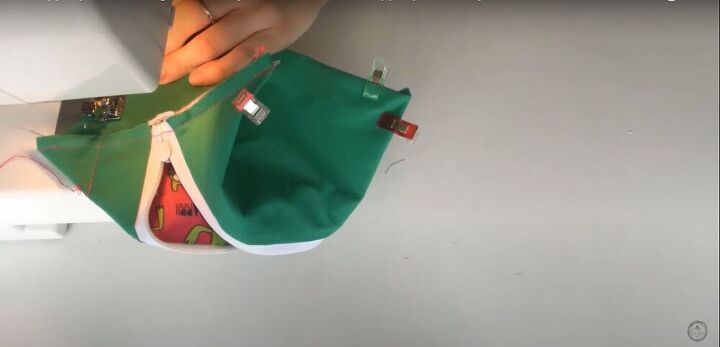 easy travel makeup bag sewing tutorial, How to sew a travel makeup bag