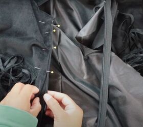 easy fringe jacket make it yourself, Insert the zipper