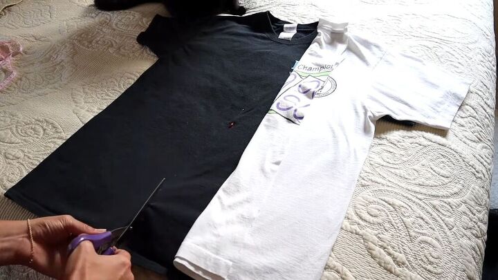 Make A Customized Half And Half T Shirt In 2 Simple Steps Upstyle Make A Customized Half And Half T Shirt In 2 Simple Steps Upstyle