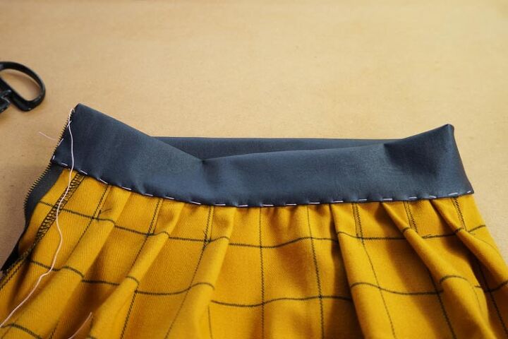 how to sew a pleated skirt from woven fabric paradise