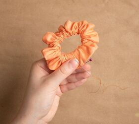 how to make scrunchies 2 methods beginner sewing project