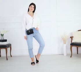 how to style mom jeans
