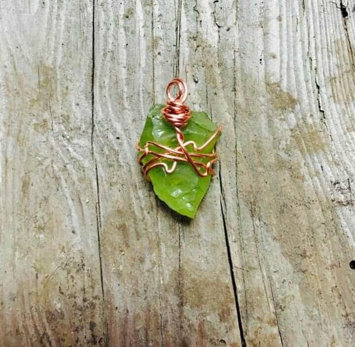 how to make a wire wrap pendant