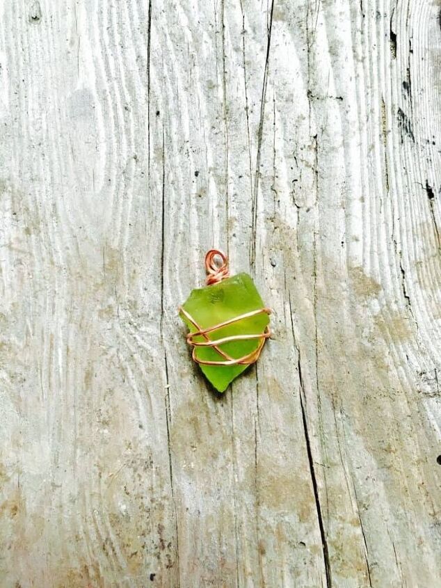 how to make a wire wrap pendant