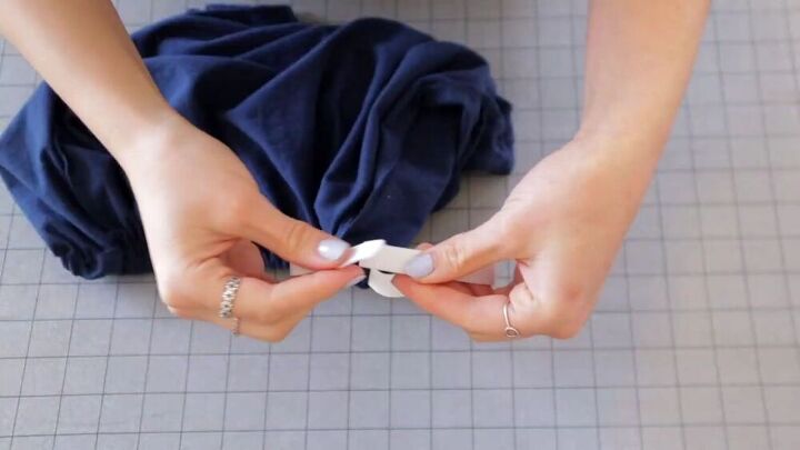 3 quick easy diy t shirt hacks that will transform your old tees, Feeding the elastic throuh the casing