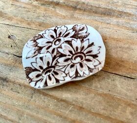 making a ceramic brooch pin out of old saucers, Vintage ceramic brooch