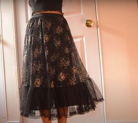 Easy Vintage-Inspired Lace Skirt DIY