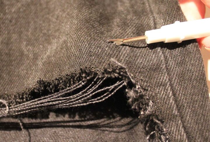 Denim Thread Destry How To: Distressed Denim | Upstyle