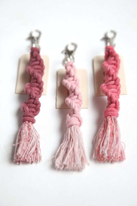 a step by step diy macrame keychain tutorial