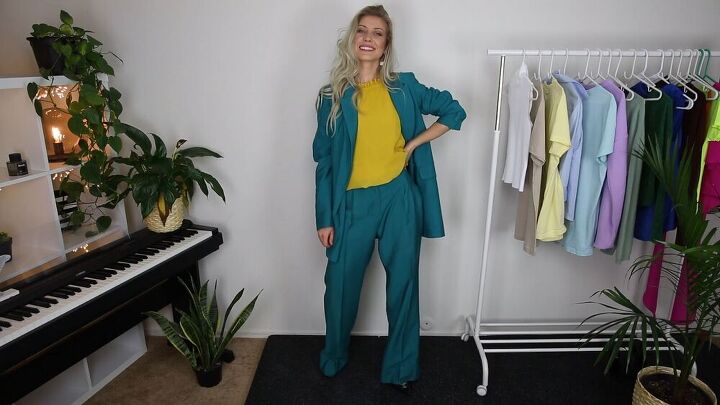 how to wear a teal suit, How to style green clothing