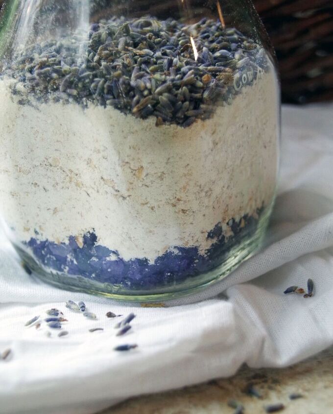 lavender diy oatmeal milk bath