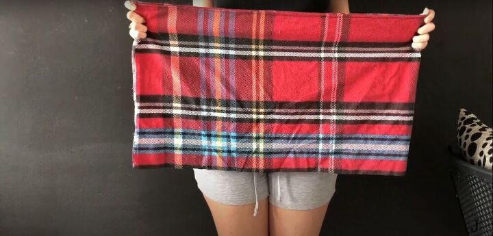 diy mini skirt from a pillow case, Make a DIY mini skirt