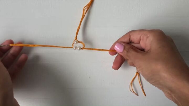 how to make a basic beaded bracelet