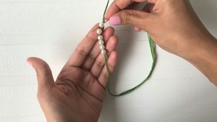how to make a basic beaded bracelet