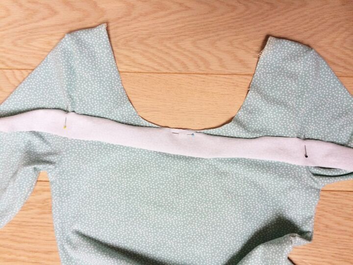 how to sew women s low back t shirt ballerina picolly com, HOW TO SEW A T SHIRT NECKLINE HEM