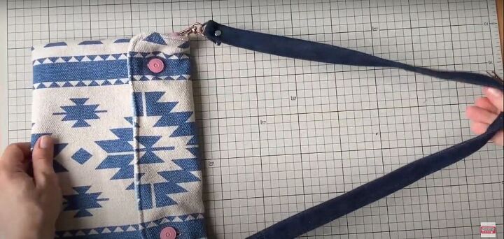 make this easy bag that needs only one round of stitching