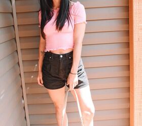 Different Outfits to Style With Mom Shorts.