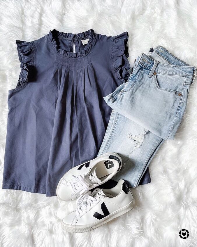 sharing three casual and chic looks for the summer, Summer tank and Veja sneakers