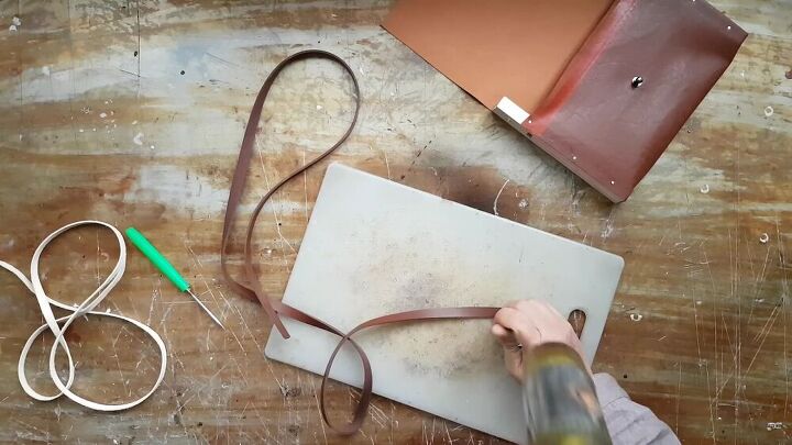 make this beautiful diy leather handbag with wooden sides