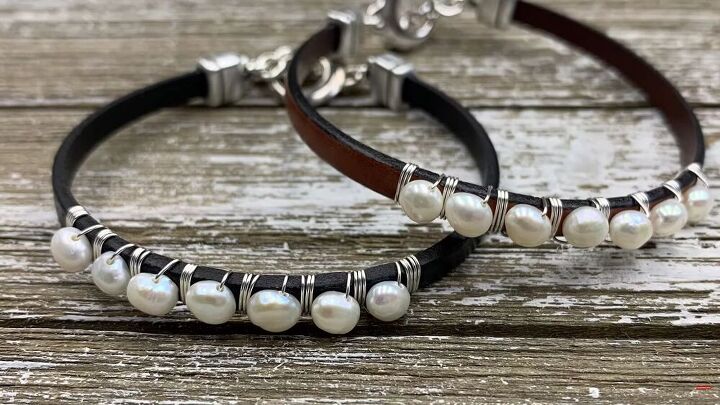make this splendid leather bracelet with pearls