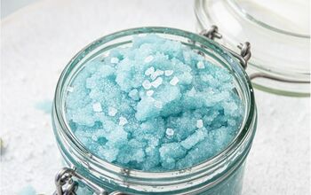 DIY Salt Scrub Recipe {Homemade Sea Salt Body Scrub}