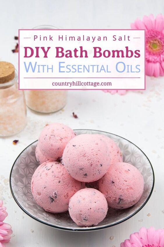 Easy Homemade Bath Bombs With Essential Oils | Upstyle