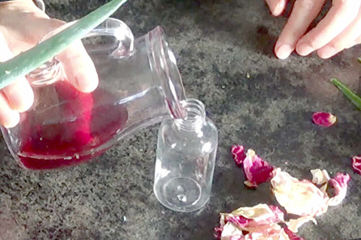 rose aloe vera diy facial toner for glowing skin, pouring rose water into a glass jar