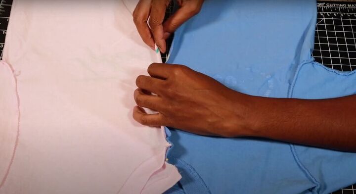diy t shirt in 2 easy steps, How to make a DIY t shirt