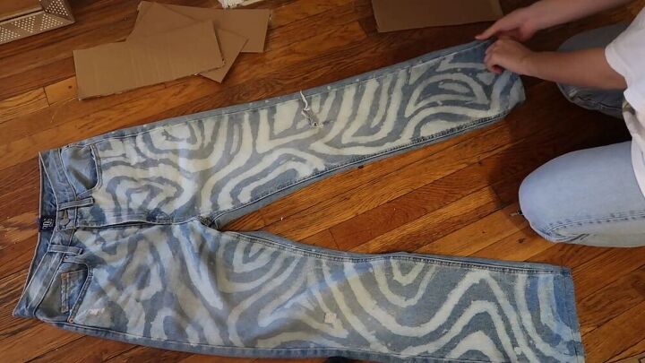 groovy bleach jeans and funky picture pants, How to make DIY pants