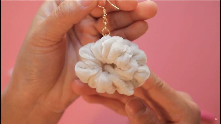 easy sewing tutorial scrunchie earrings diy, Scrunchie earrings DIY