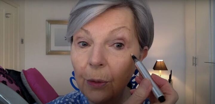 ten minute makeup for older women, Basic makeup for older women