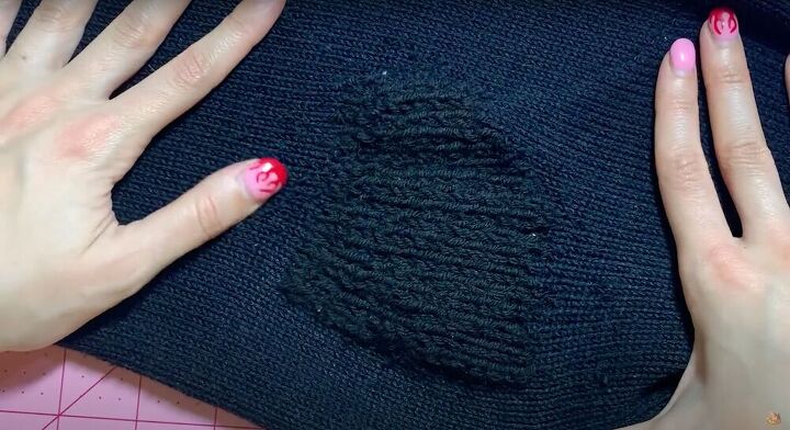 how to use the swiss darning stitch to flawlessly repair knit holes, How to Swiss darn