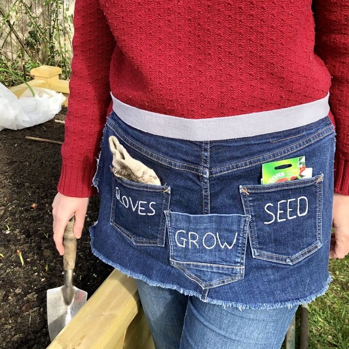 super easy denim gardening apron pattern