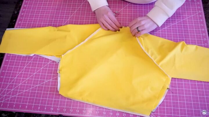 How to Make a Cropped Rash Guard with Long Sleeves | Upstyle